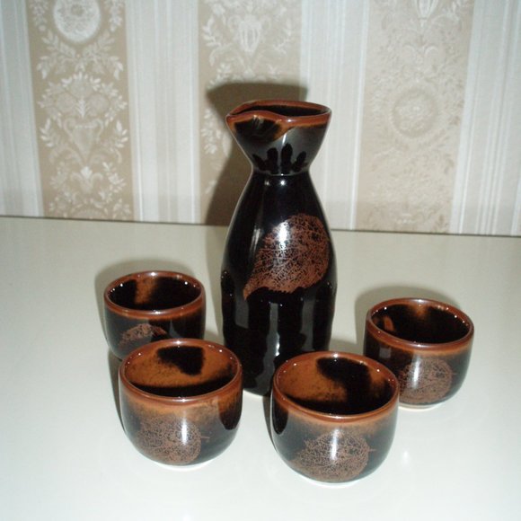 Ceramic Japanese Sake set - Picture 2 of 5